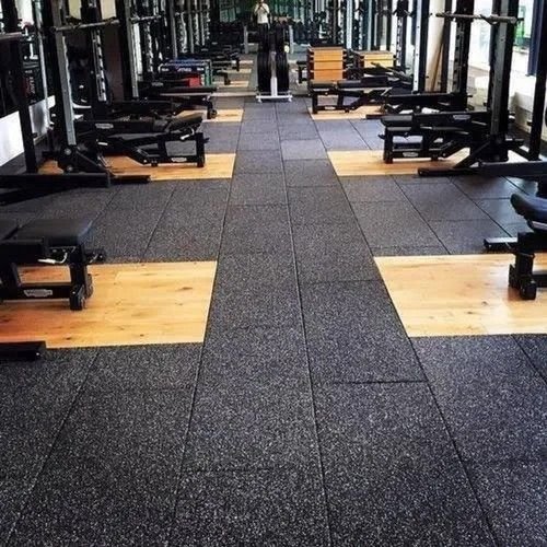 Rubber-Gym-Flooring-comercial